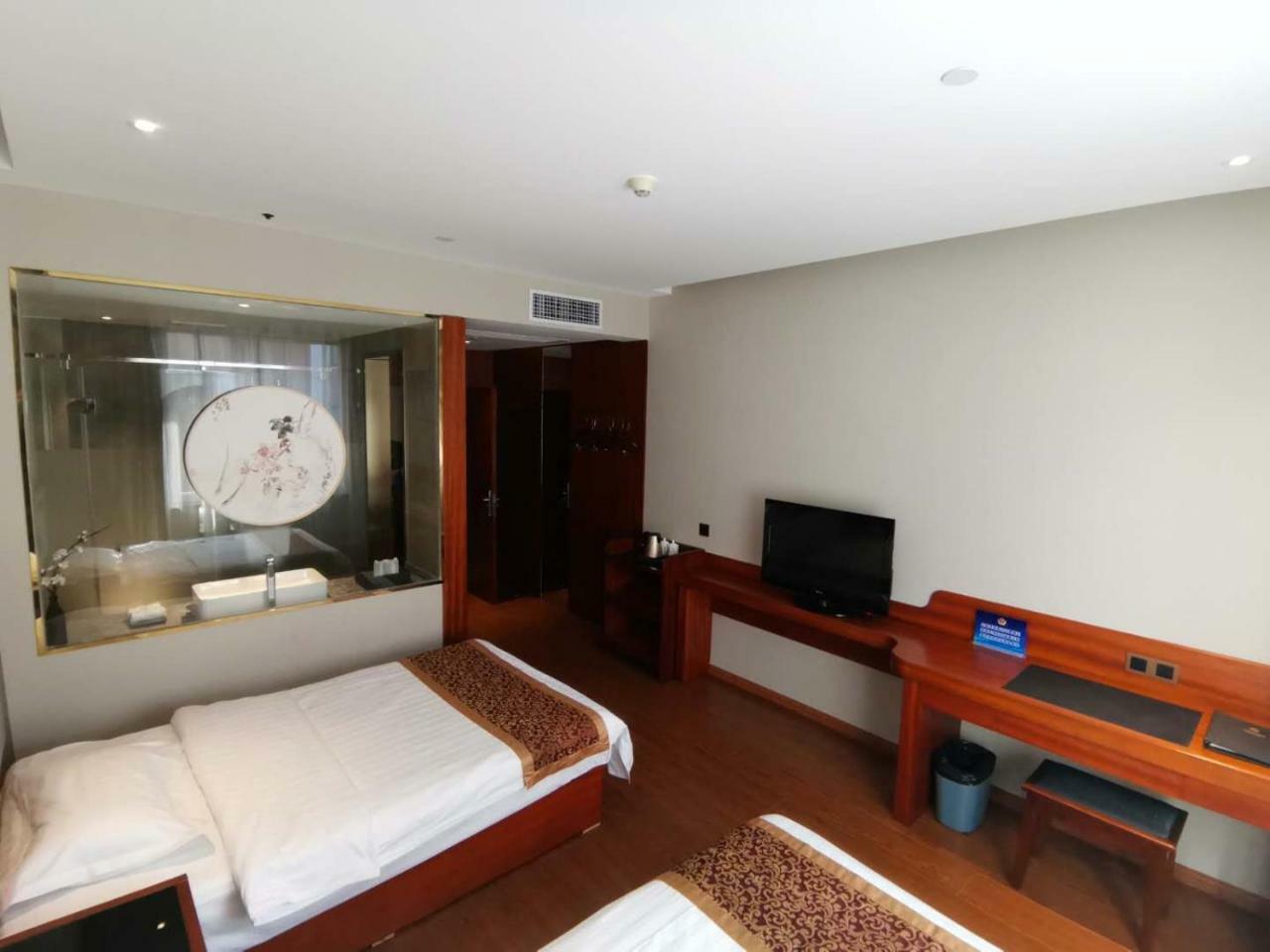 Beijing Gongmei Blue Peacock Business Hotel Pequim Exterior foto